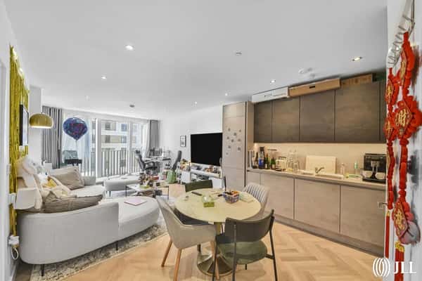 Audax Heights, Stratford - Image 4