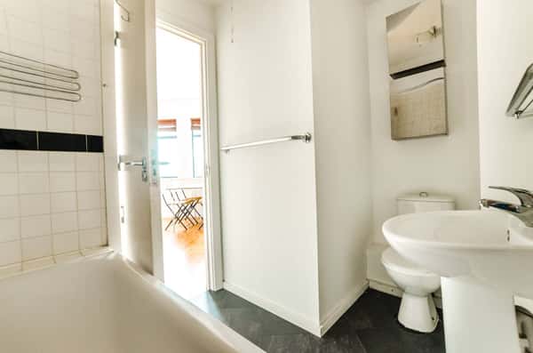 Jedburgh Road, Plaistow - Image 5