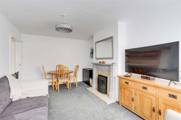 Shortwood Avenue, Hucknall - Image 3