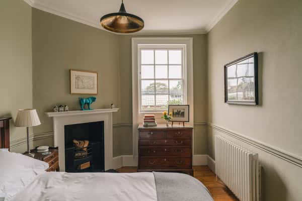 Kew Green, Kew - Image 12