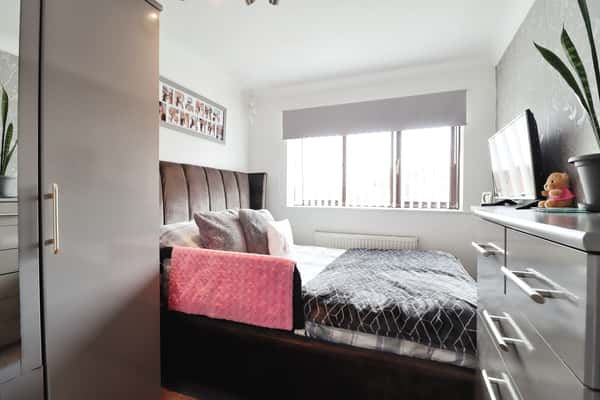 Spital Grove, Doncaster - Image 2