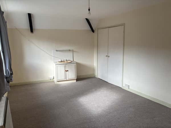 High Street, Wells - Image 14