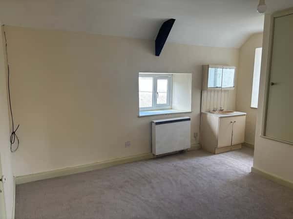 High Street, Wells - Image 19