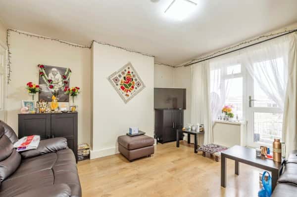 Otley Way, Watford - Image 2