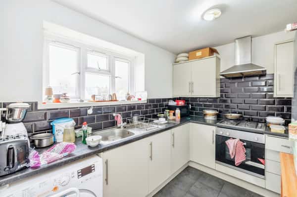 Otley Way, Watford - Image 4