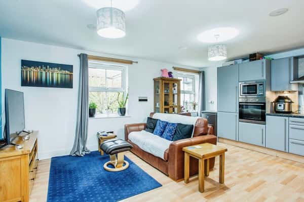 Audley Court, Southend On Sea - Image 9