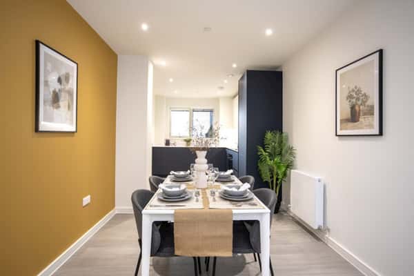 Alexis Street, Wapping - Image 1