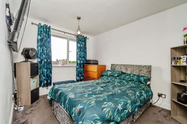 Elmwood Close, Cannock - Image 10