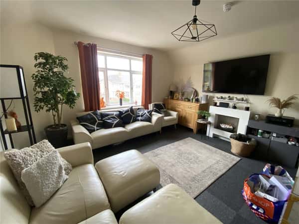 Trentham Road, Stoke On Trent - Image 16