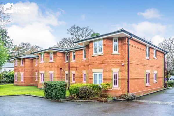 London Road, Ascot - Image 7