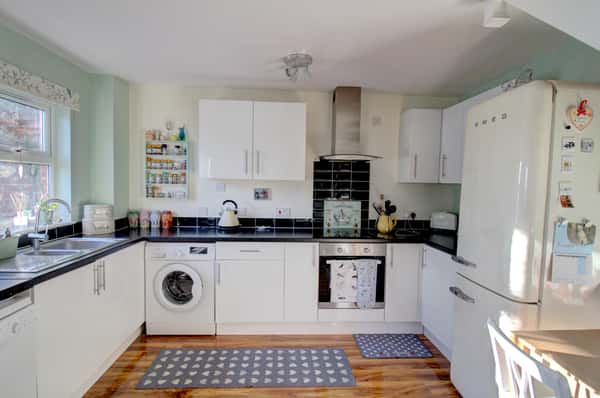 Bakers Way, Dorking - Image 1