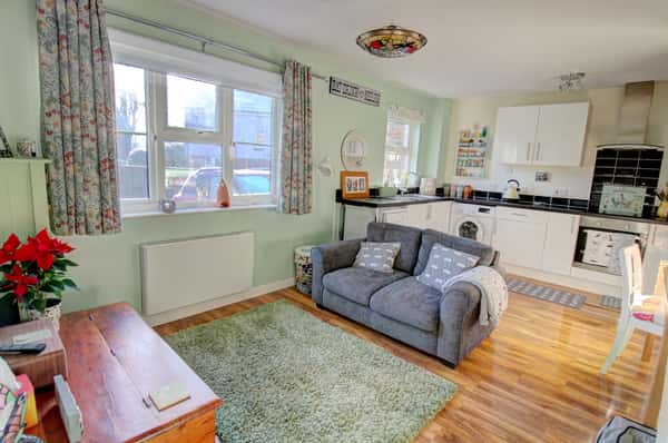 Bakers Way, Dorking - Image 2