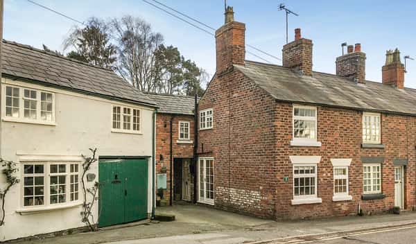 Burton Square, Tarporley - Image 13