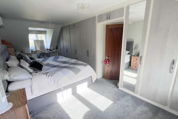 Beechwood Road, Ferndown - Image 13