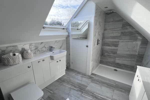 Beechwood Road, Ferndown - Image 14