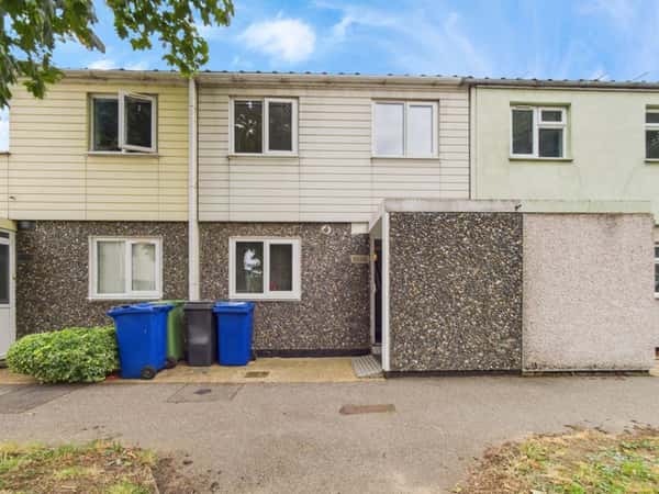 Verbena Close, South Ockendon - Image 1