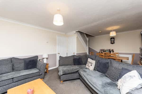 Glen Court, Castleford - Image 4