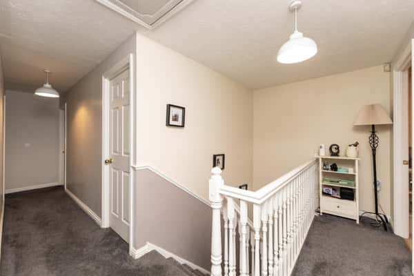 Glen Court, Castleford - Image 12