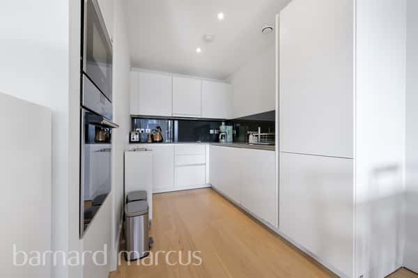 Upper Richmond Road, Putney - Image 9