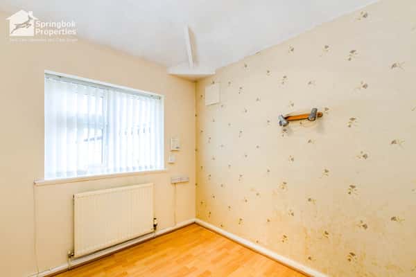 Gale Avenue, Warrington - Image 14