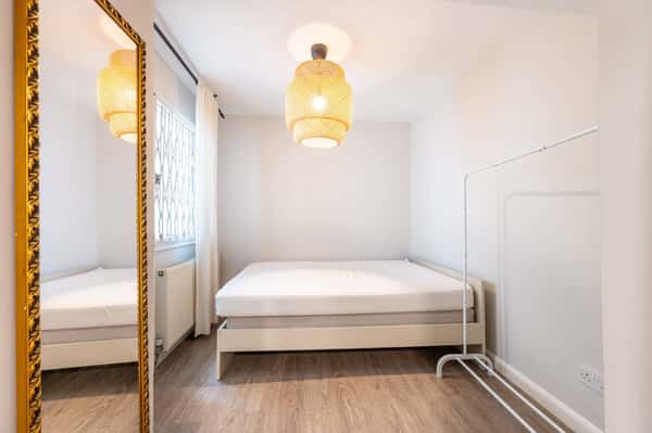 Hatherley Grove, Westbourne Grove - Image 13