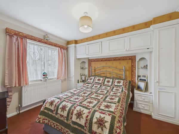 Moorlands, Wickersley - Image 11