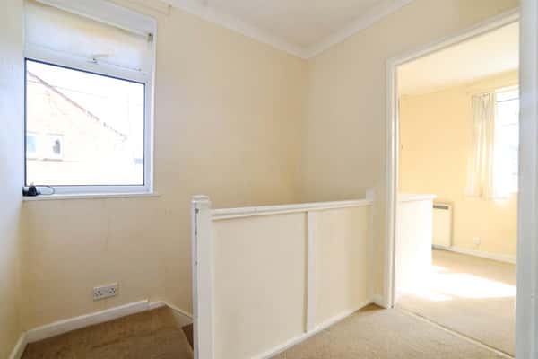 Meadow Road, Salisbury - Image 3