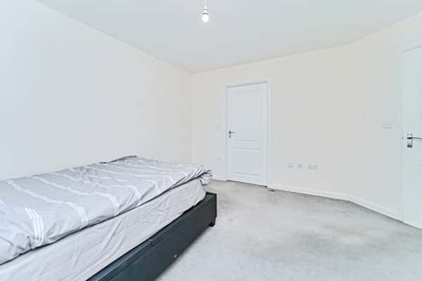 Broad Gauge Way, Wolverhampton - Image 11