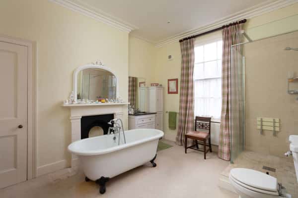 East Mount Road, York - Image 6