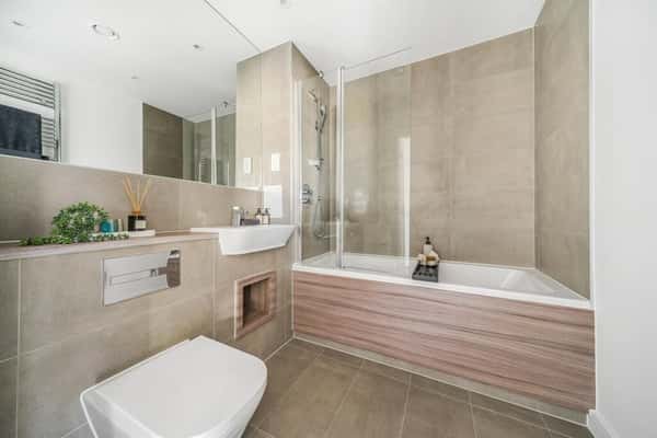 2 bedroom apartment at Ark Soane - Image 1