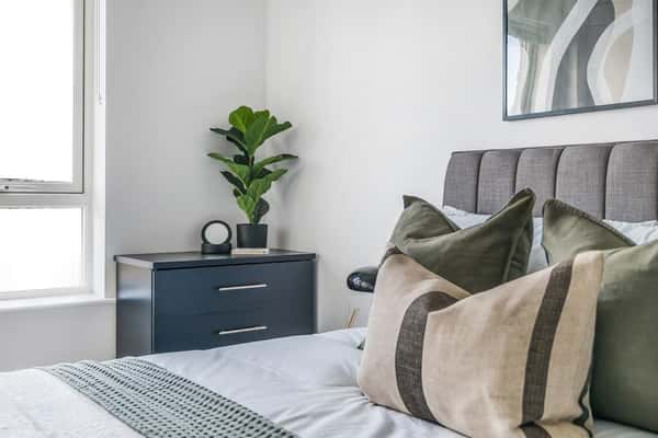 2 bedroom apartment at Ark Soane - Image 4