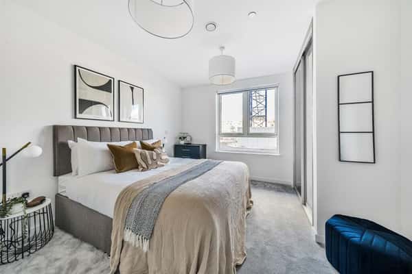 2 bedroom apartment at Ark Soane - Image 7