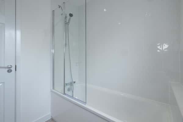 3 bedroom house at The Gateway - Image 1