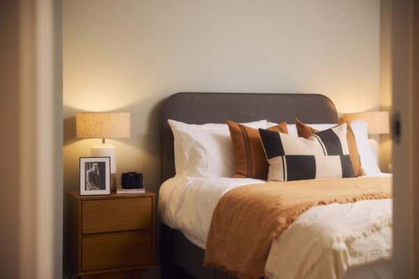 Studio apartment at Aston Place - Image 9