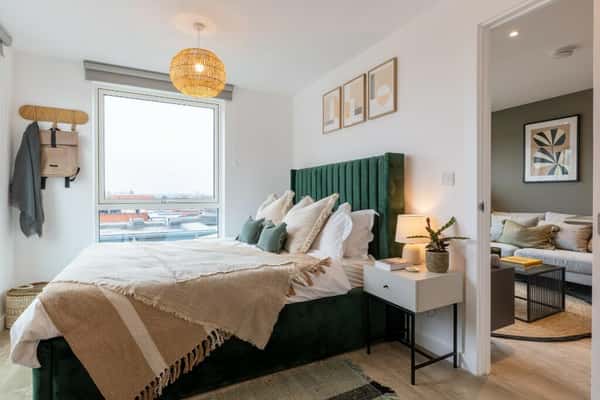 1 bedroom apartment at Hairpin House - Image 17