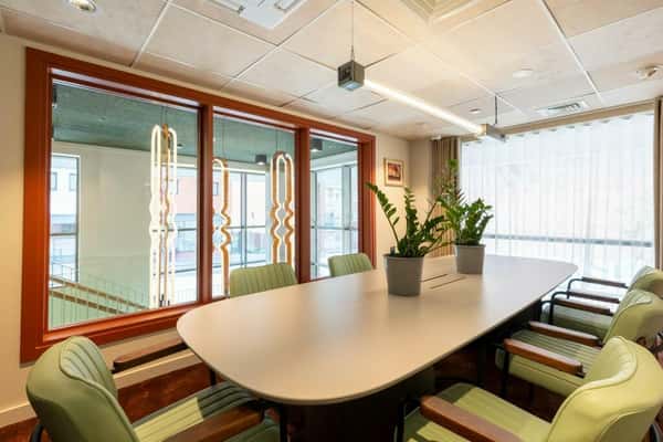 1 bedroom apartment at Hairpin House - Image 10