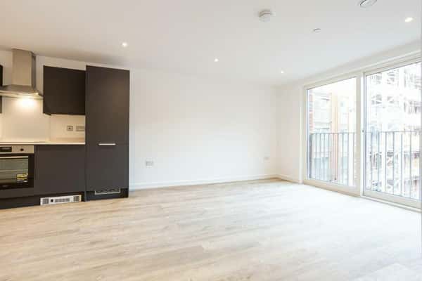 1 bedroom apartment at Hairpin House - Image 15
