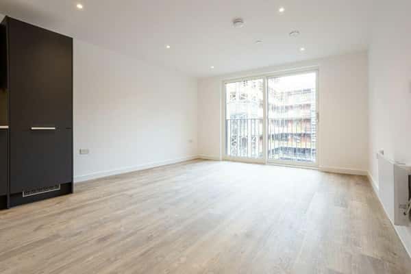 1 bedroom apartment at Hairpin House - Image 17