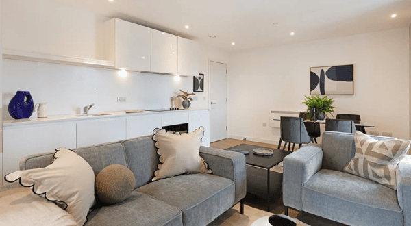 1 bedroom apartment at The Lansdowne - Image 4