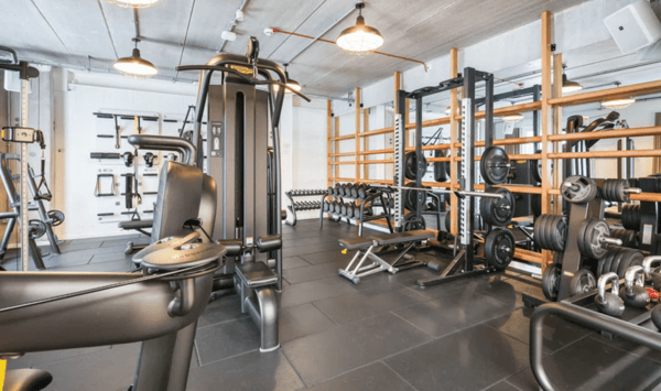 1 bedroom apartment at The Lansdowne - Image 7