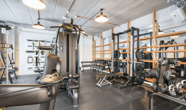 1 bedroom apartment at The Lansdowne - Image 10