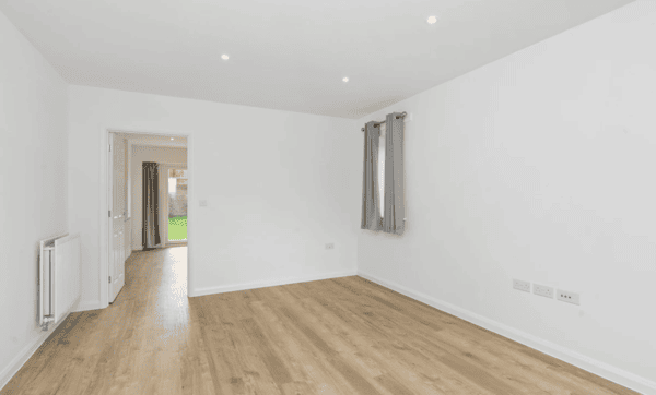 3 bedroom house at Spinning Fields - Image 13