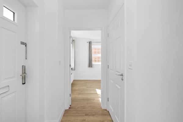 3 bedroom house at Spinning Fields - Image 3