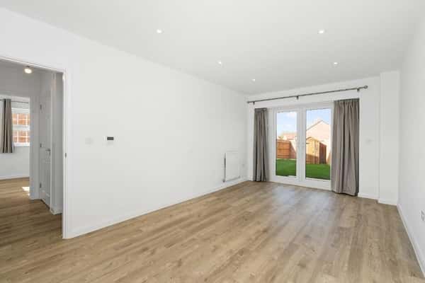 3 bedroom house at Spinning Fields - Image 13