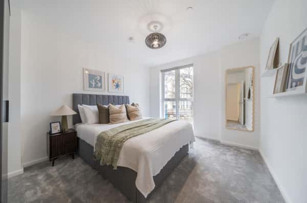 1 bedroom apartment at Clapham Park - Image 1