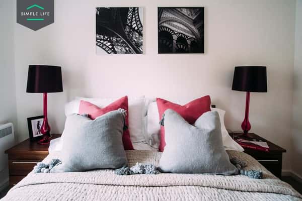 2 bedroom apartment at Coppenhall Place - Image 11