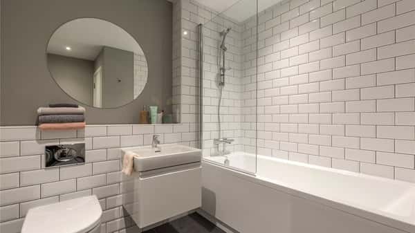 1 bedroom apartment at Lochrin Quay - Image 1