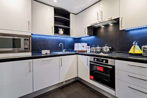 2 bedroom apartment at Circus Apartments - Image 2