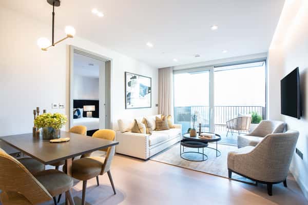 2 bedroom apartment at Garrett Mansions - Image 25