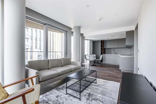 1 bedroom apartment at Upper Riverside - Image 8